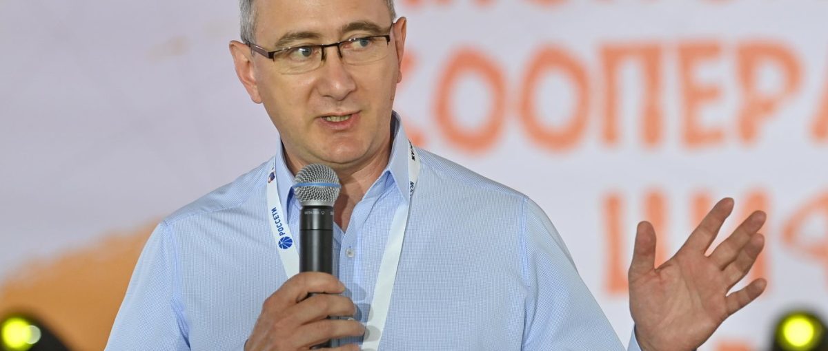 ГУБЕРНАТОР КАЛУЖСКОЙ ОБЛАСТИ ВЛАДИСЛАВ ШАПША: «МЫ ВСЕГДА РАДЫ МОЛОДЫМ, АМБИЦИОЗНЫМ СПЕЦИАЛИСТАМ»